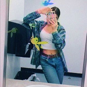 Meet your Posher, Alyssa